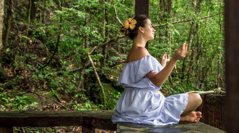 The Power of Mindfulness in Eco-Tourism: Connecting with Nature and Ourselves